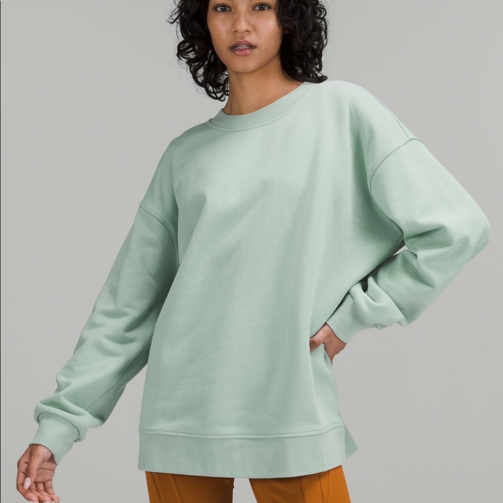 Lululemon perfectly oversized crew